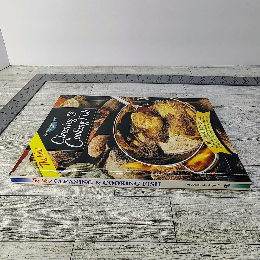 Freshwater Angler Cleaning & Cooking Fish Complete Guide Cookbook HC 1999 VG